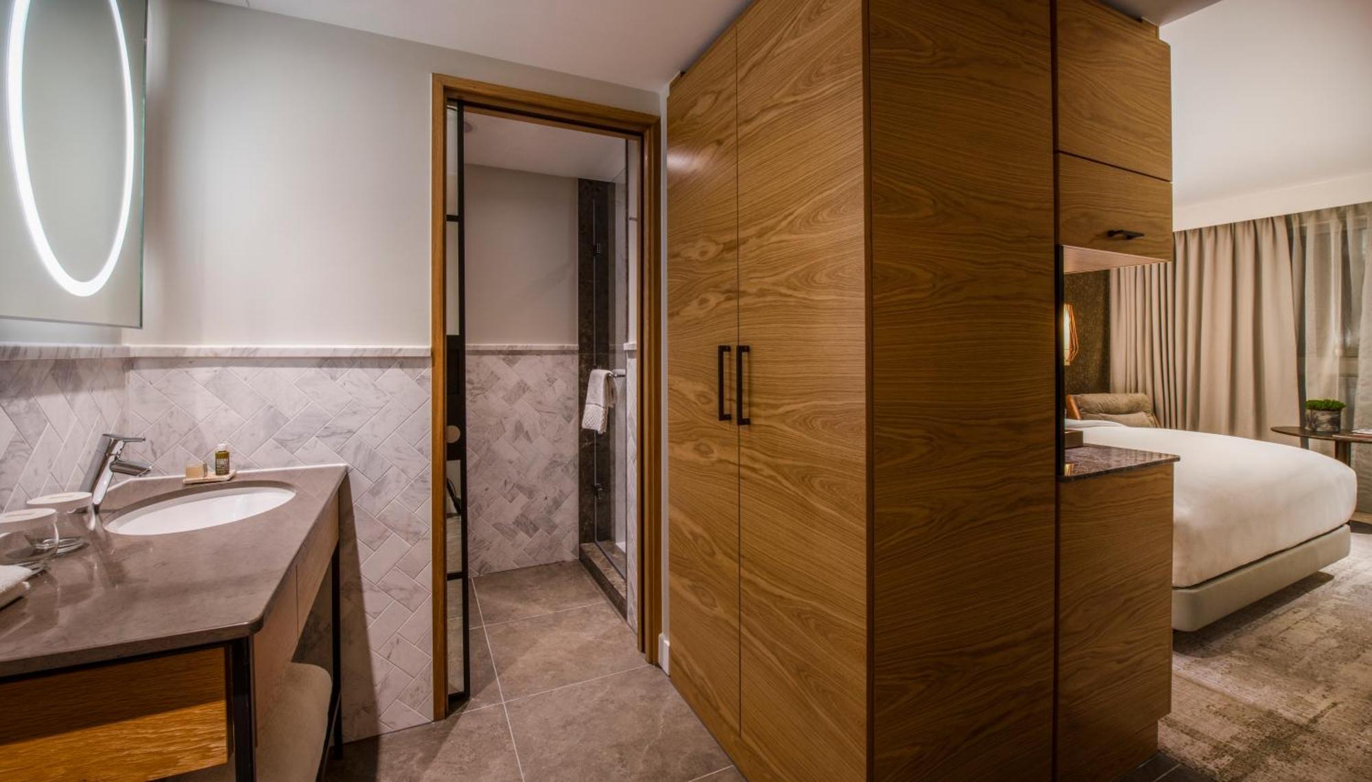 Lincoln Plaza Hotel London, Curio Collection By Hilton מראה חיצוני תמונה