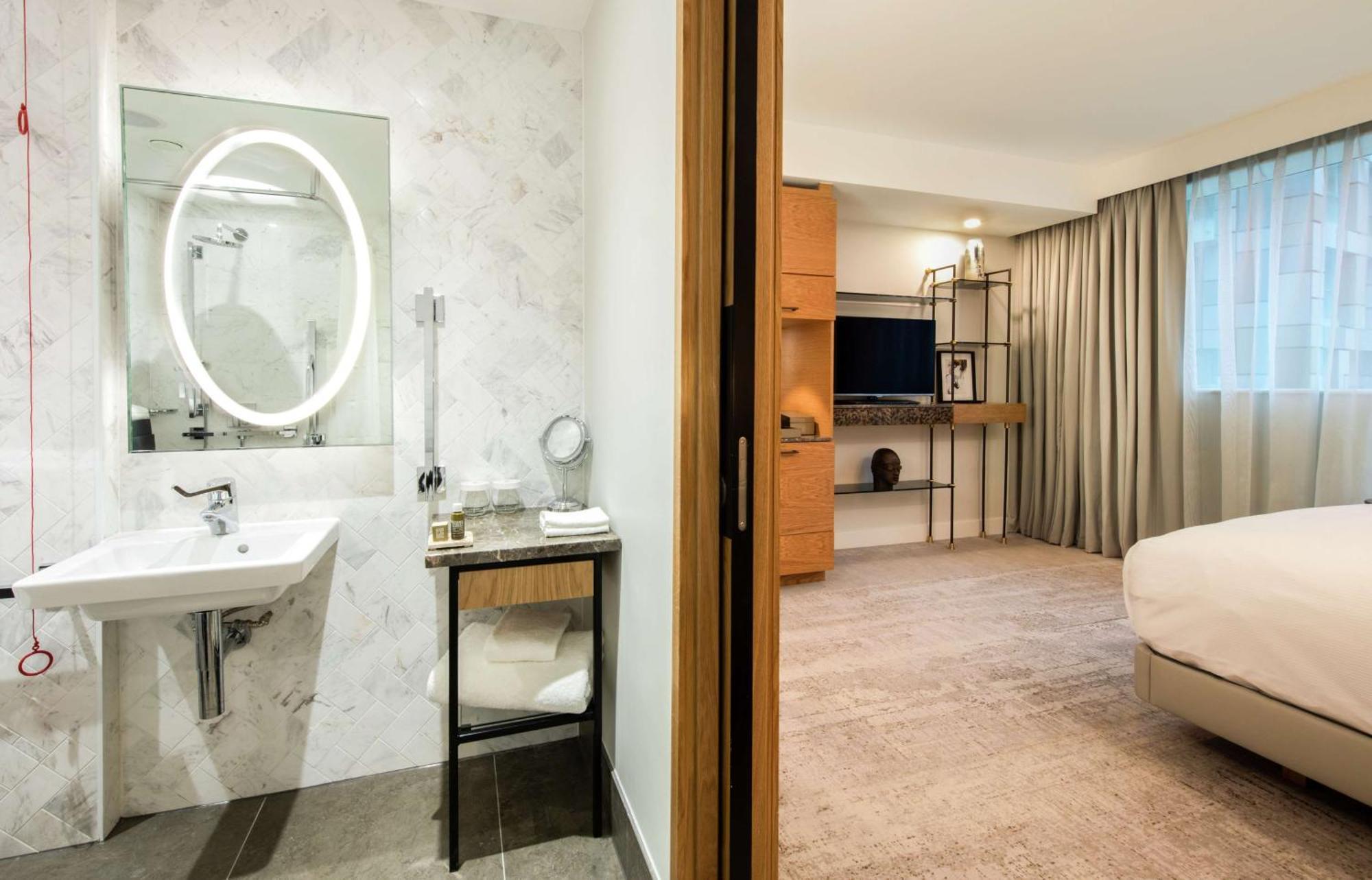 Lincoln Plaza Hotel London, Curio Collection By Hilton מראה חיצוני תמונה