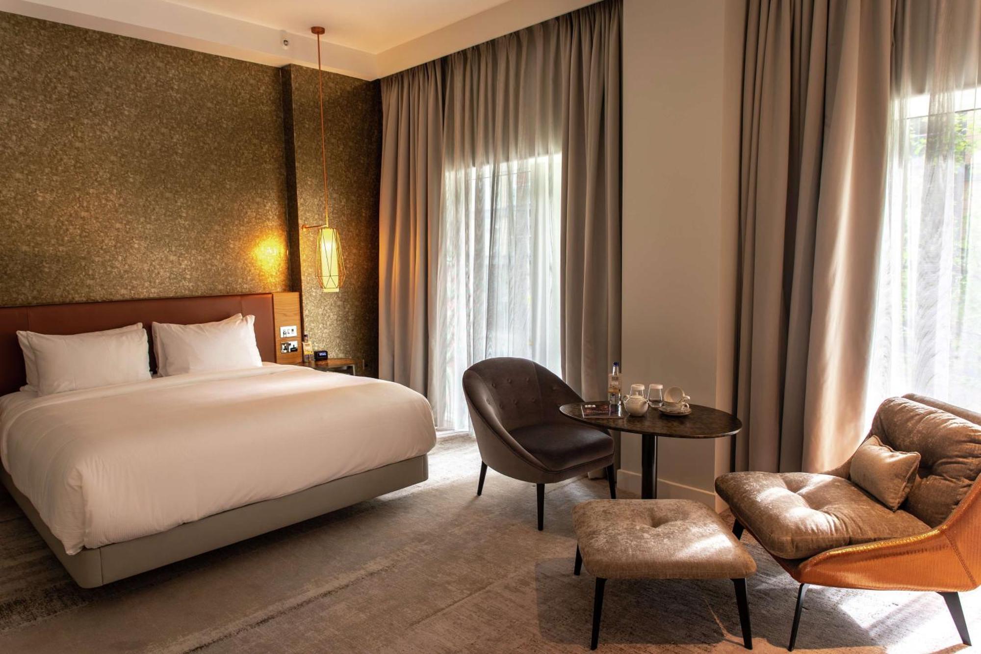 Lincoln Plaza Hotel London, Curio Collection By Hilton מראה חיצוני תמונה